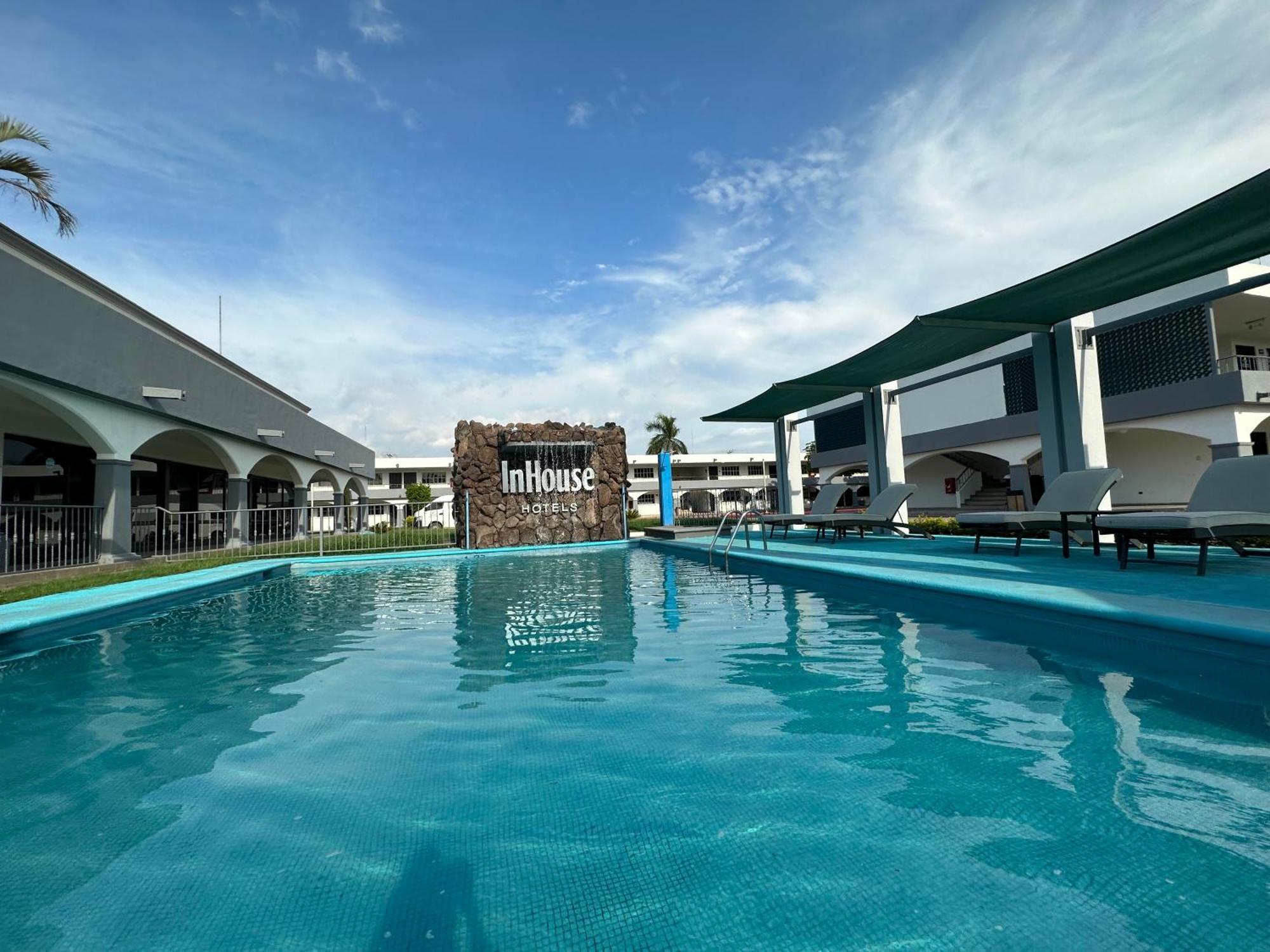 Inhouse Obregon Ciudad Obregón Exterior foto