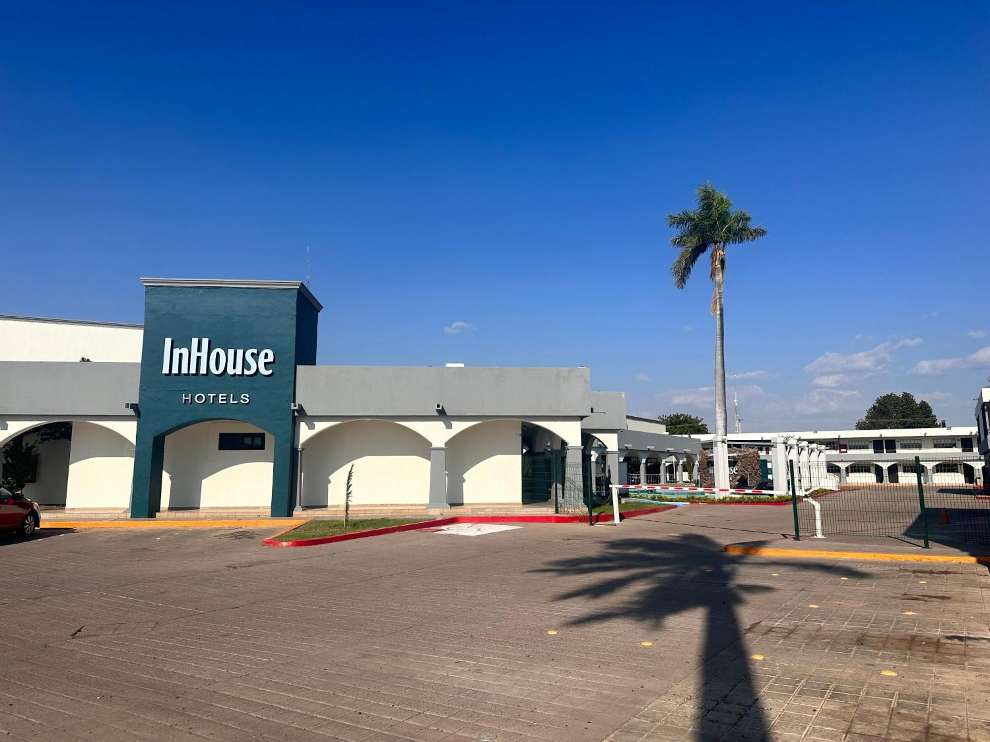 Inhouse Obregon Ciudad Obregón Exterior foto